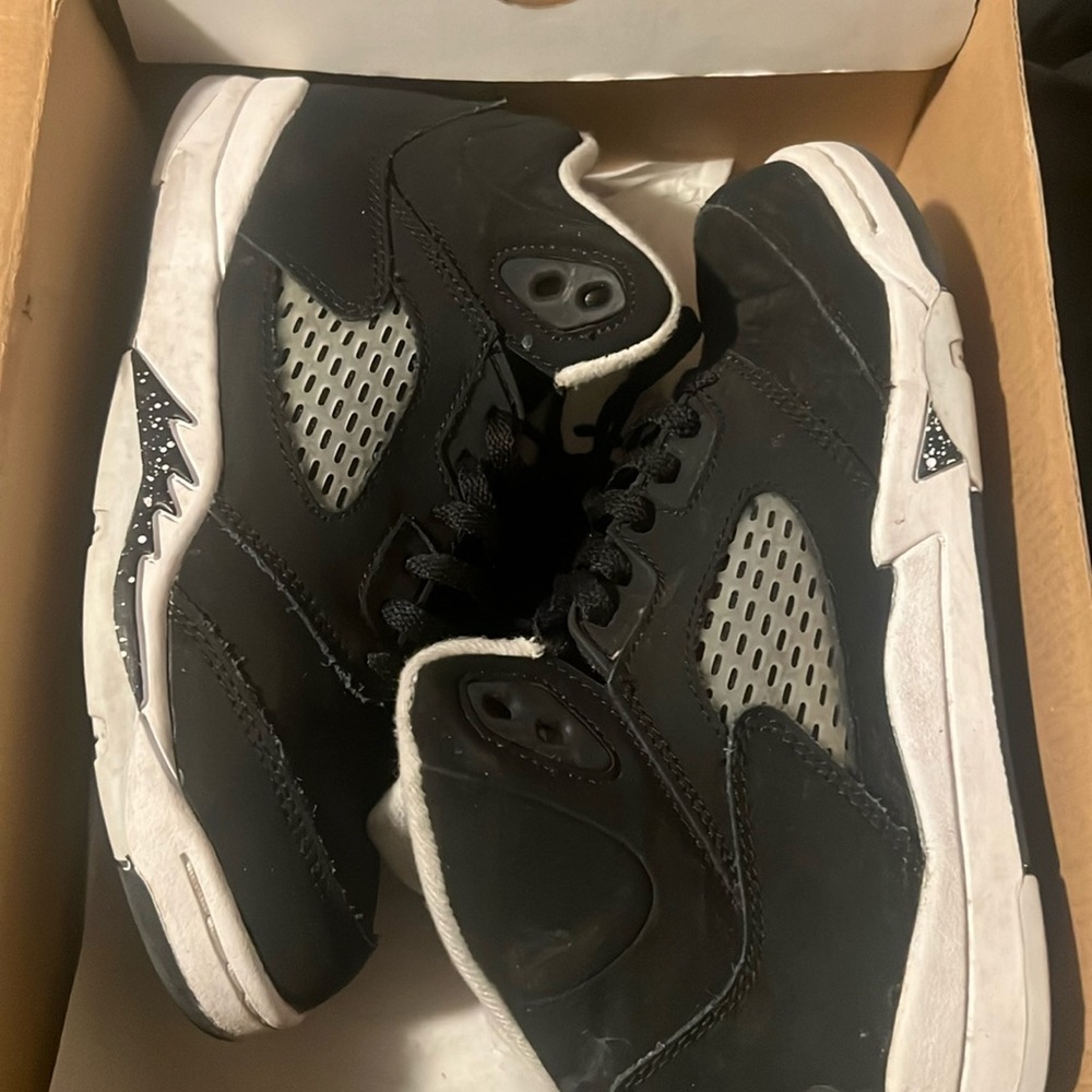 Jordan 5s kids size 2